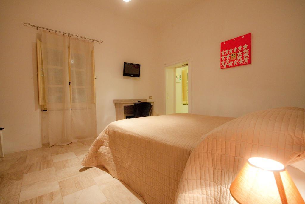 La Locanda Dell'Officina Olbia Pokoj fotografie